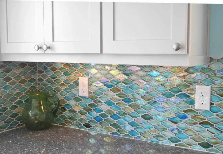 shimmering beach tile for a beach kitchen