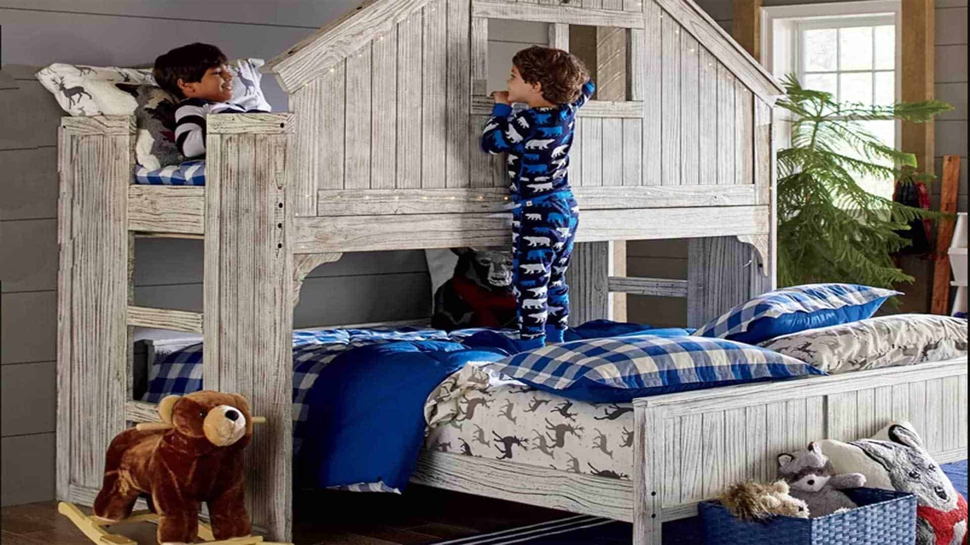 fun theme house to make this twin over full bed special, perfect for a small boys bedroom