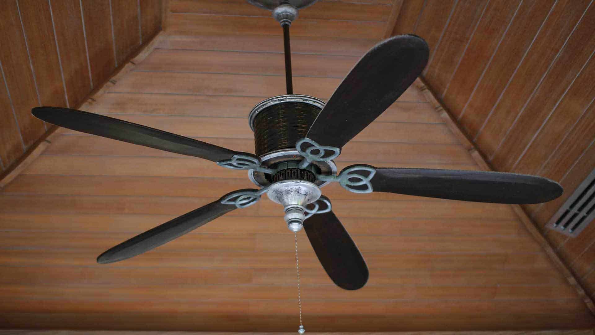 ceiling fan that helps with home ventilation in summer & winter, using the stack effect