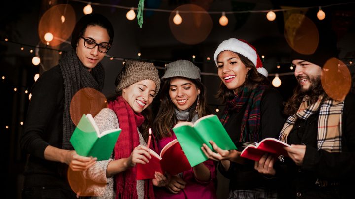 People in Mexico singing Christmas carols while enjoying the holiday lights ...