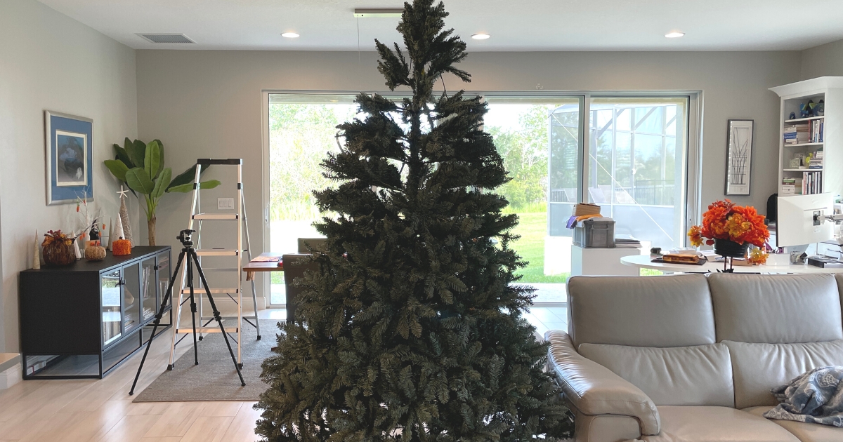 How Fluffing an Artificial Christmas Tree Makes It Look Full & Natural