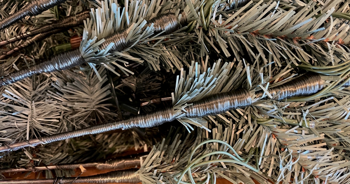 How Fluffing an Artificial Christmas Tree Makes It Look Full & Natural